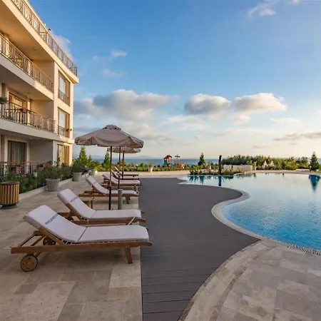 апартамент 16e в Diamond Beach بورغاس